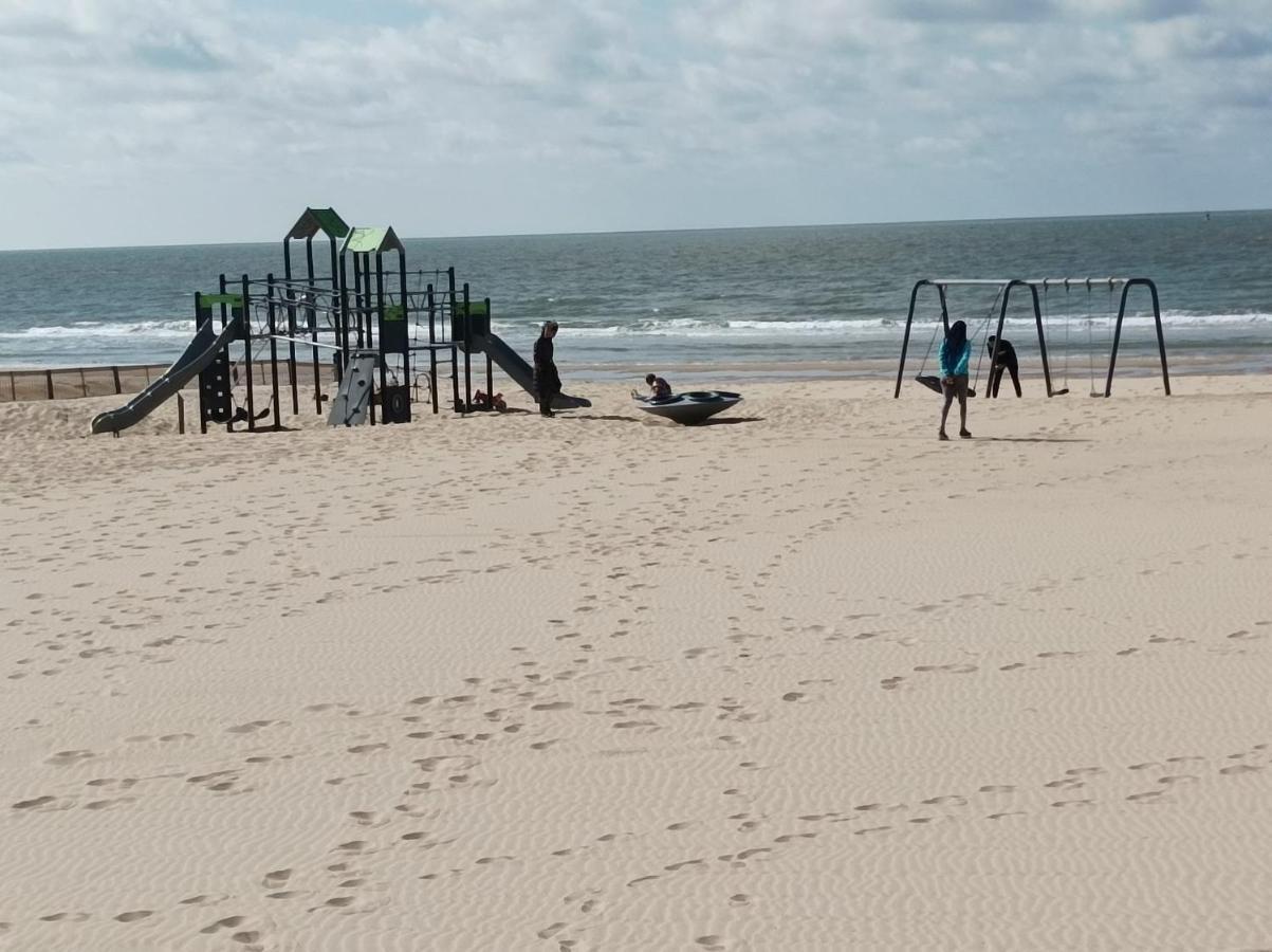 Frontaal Zeezicht In Appartement De Strandjutter Oostende Dış mekan fotoğraf