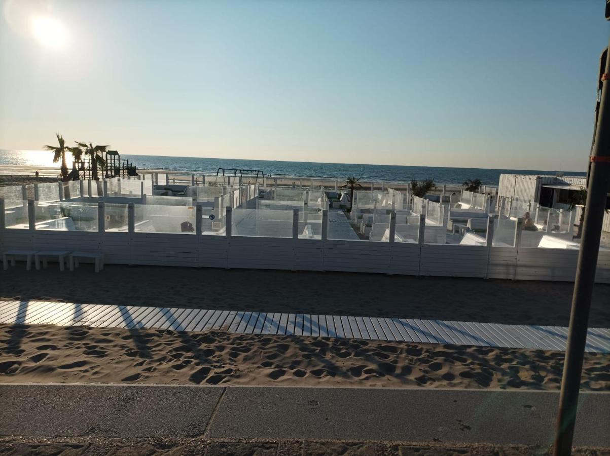 Frontaal Zeezicht In Appartement De Strandjutter Oostende Dış mekan fotoğraf