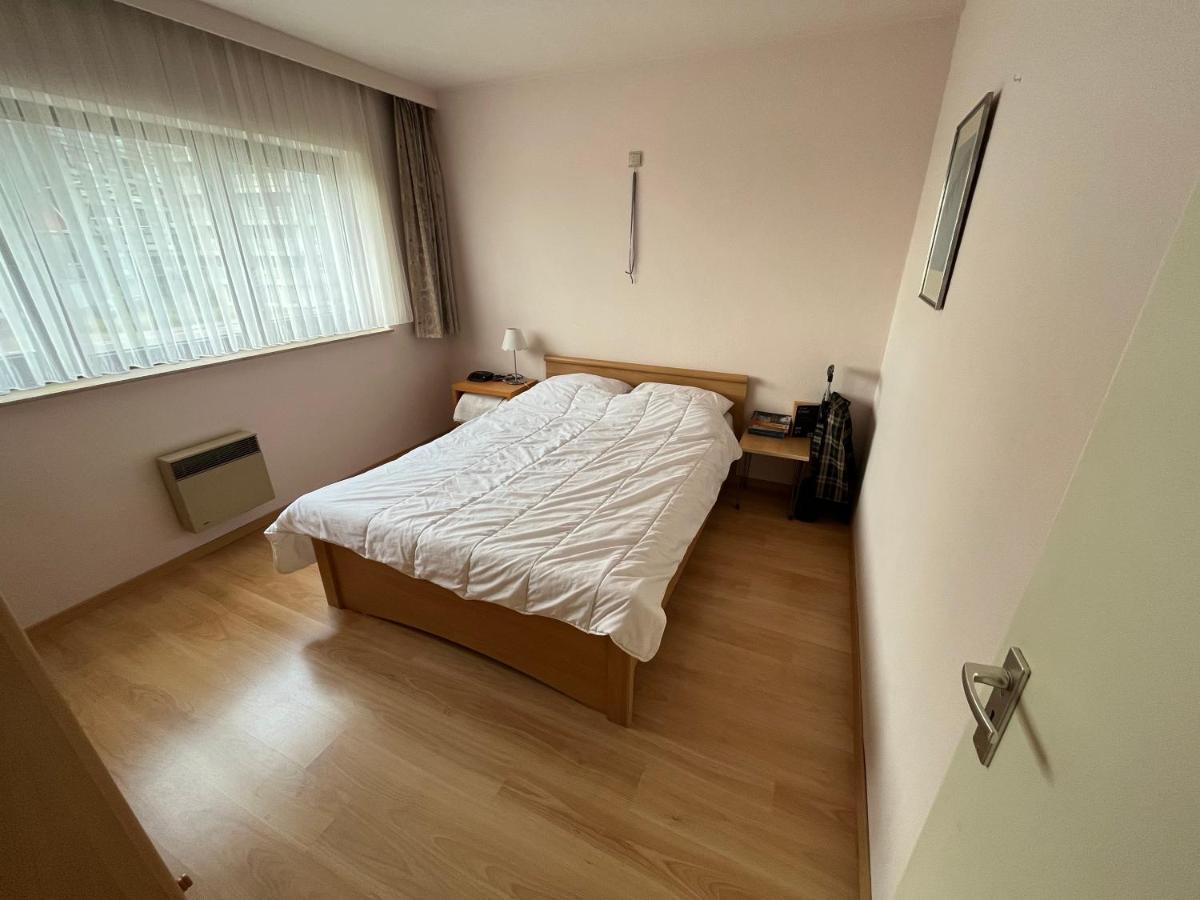 Frontaal Zeezicht In Appartement De Strandjutter Oostende Dış mekan fotoğraf